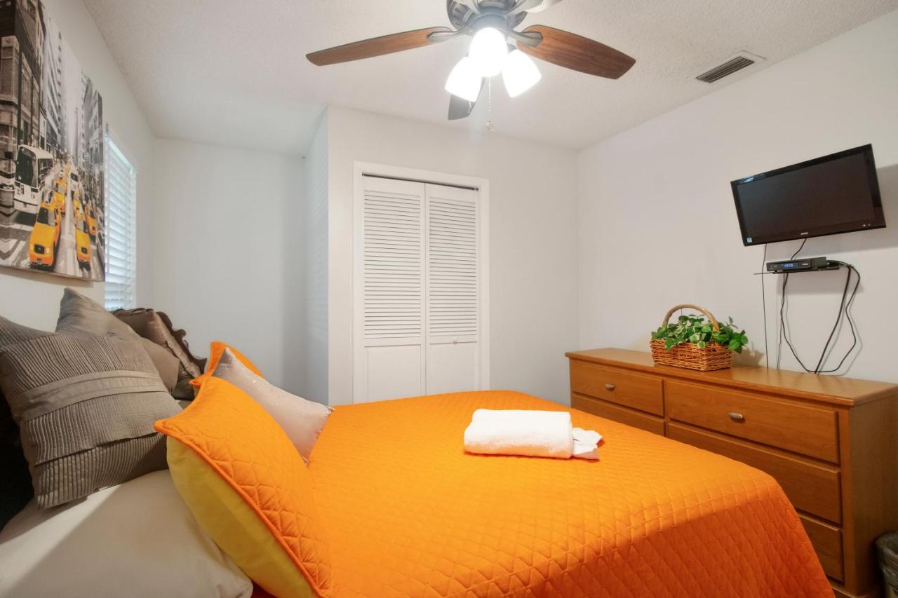 Tampa Bay Pool Home With Heated Pool 브랜던 외부 사진